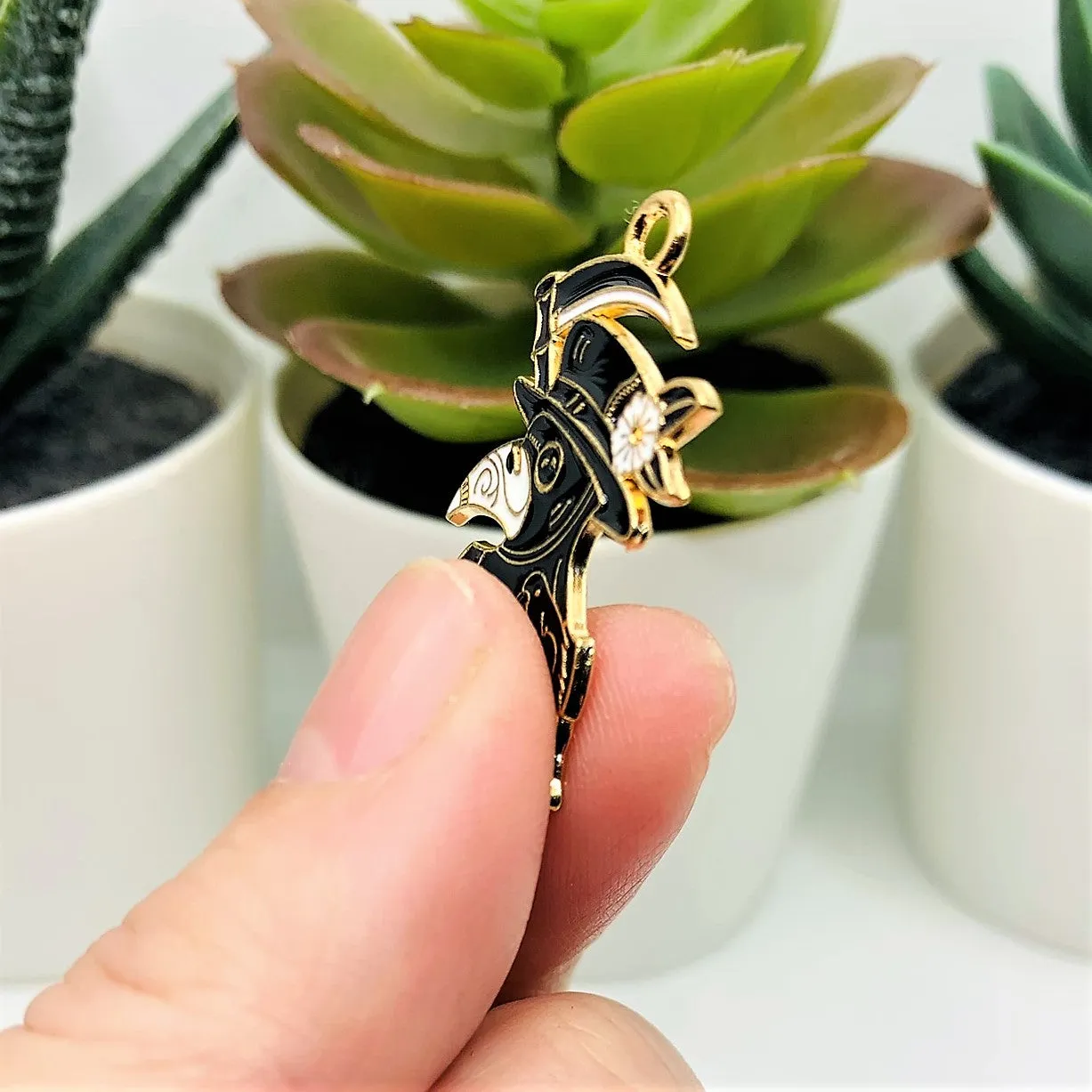 1, 4, 20 or 50 Pieces Black Enamel Plague Doctor Charms