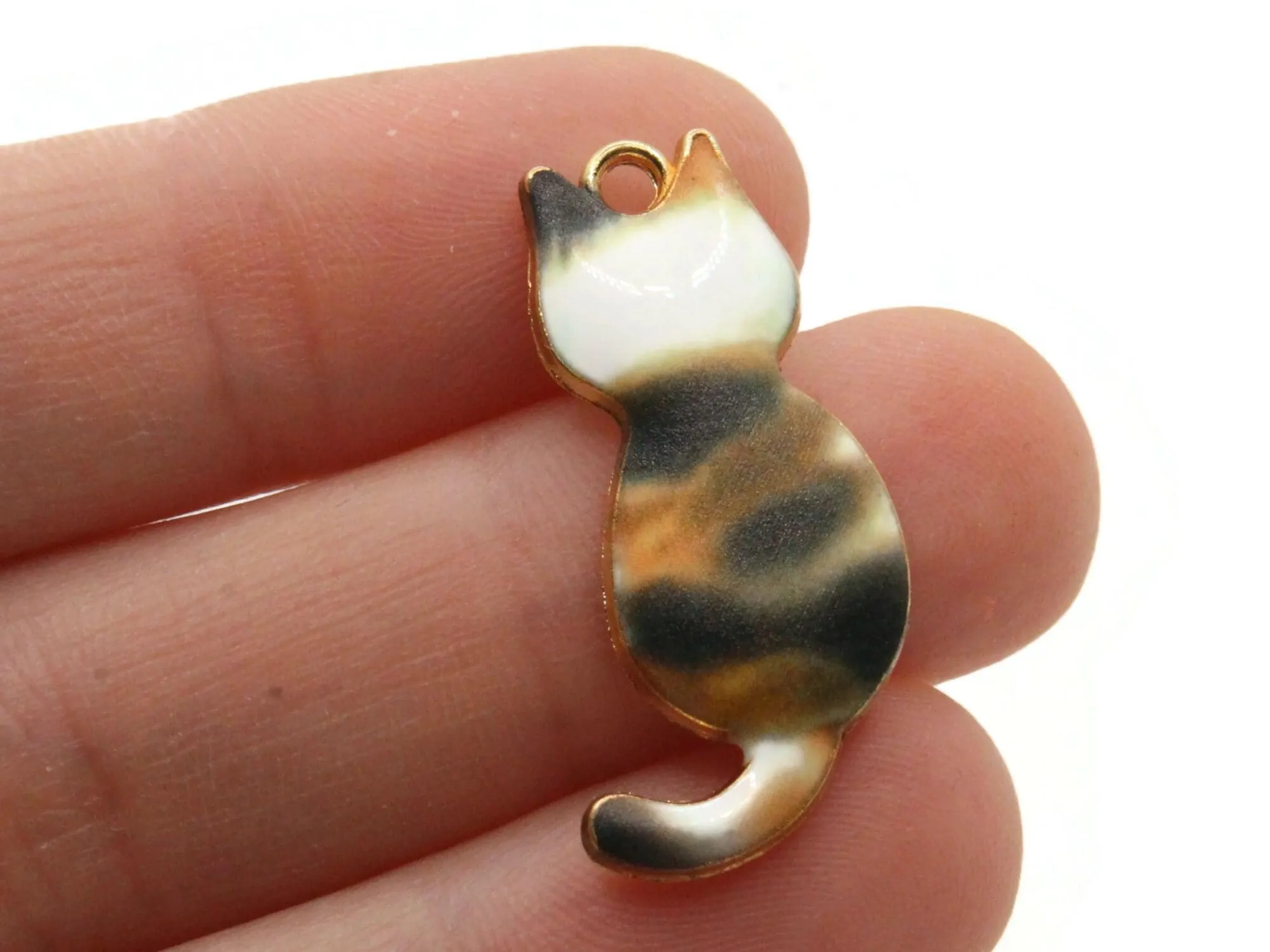 30mm White Orange and Black Cat Enamel and Alloy Metal Pendant