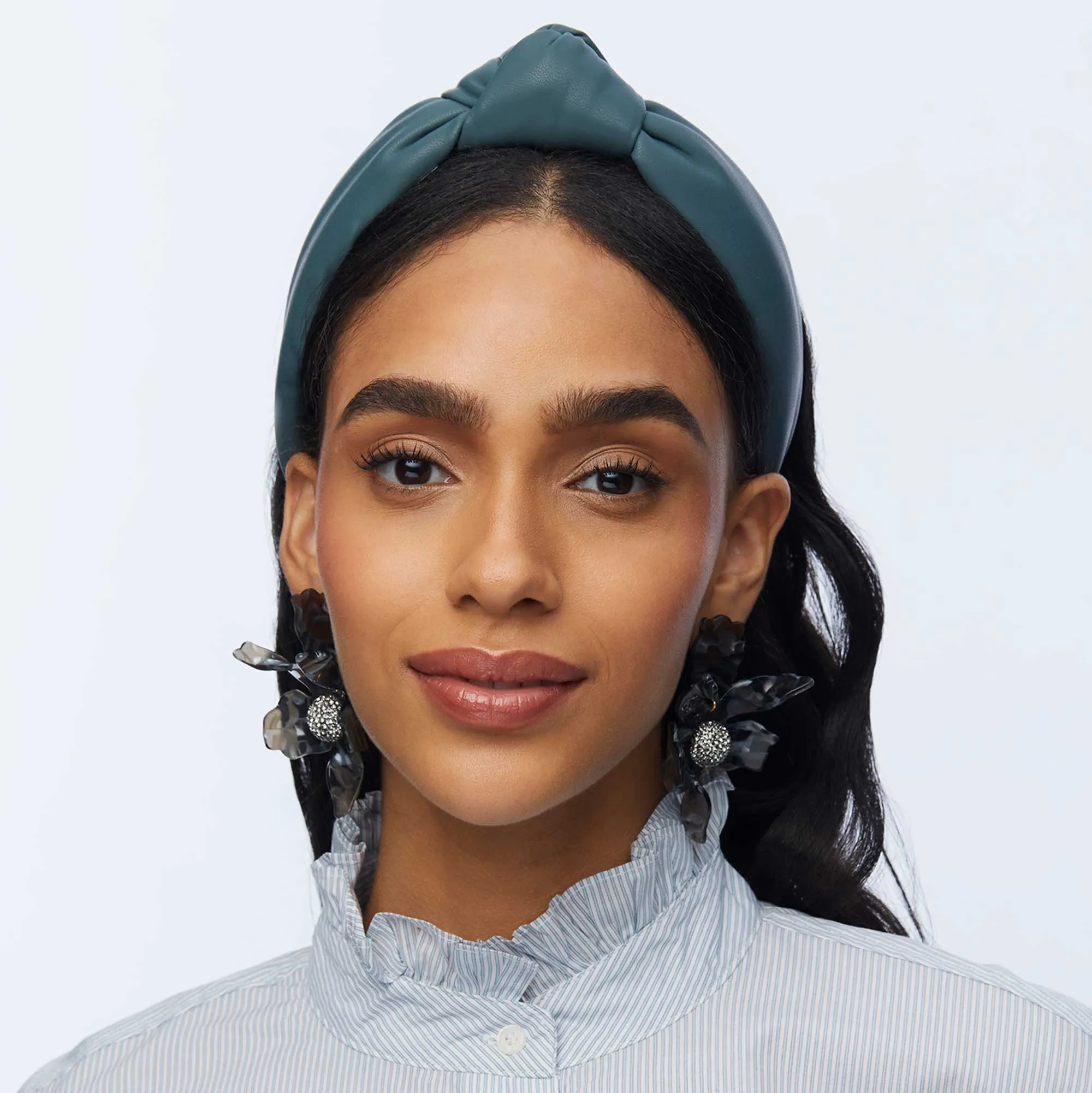 CHARCOAL FAUX LEATHER KNOTTED HEADBAND