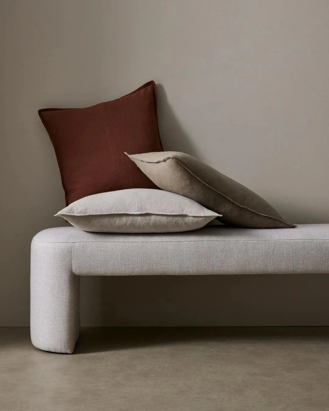 Como Cushion - Linen