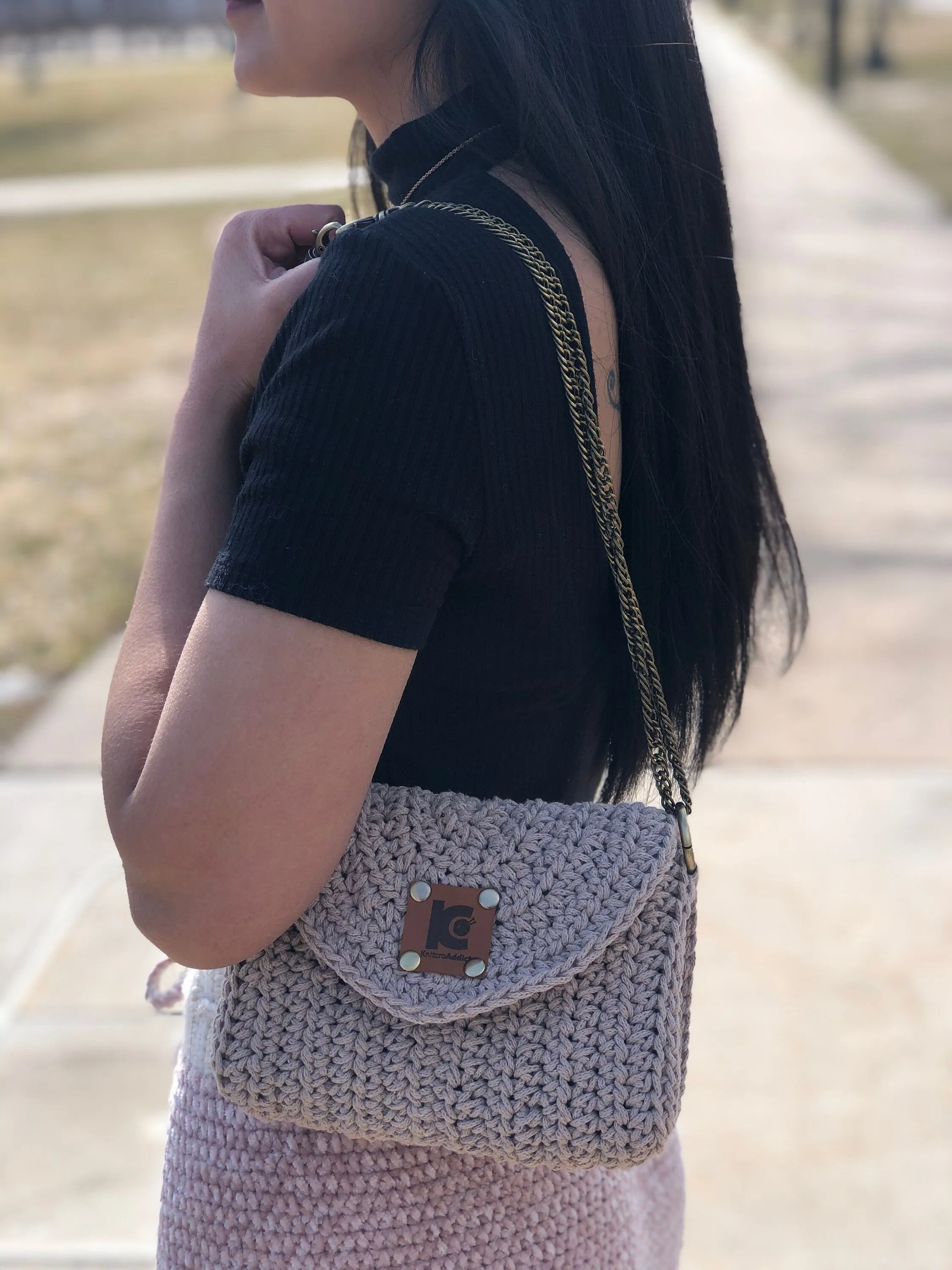 Crochet Purse Pattern, pdf file, photos and video tutorial. Crochet bags, crochet bag pattern, crochet, crochet purse