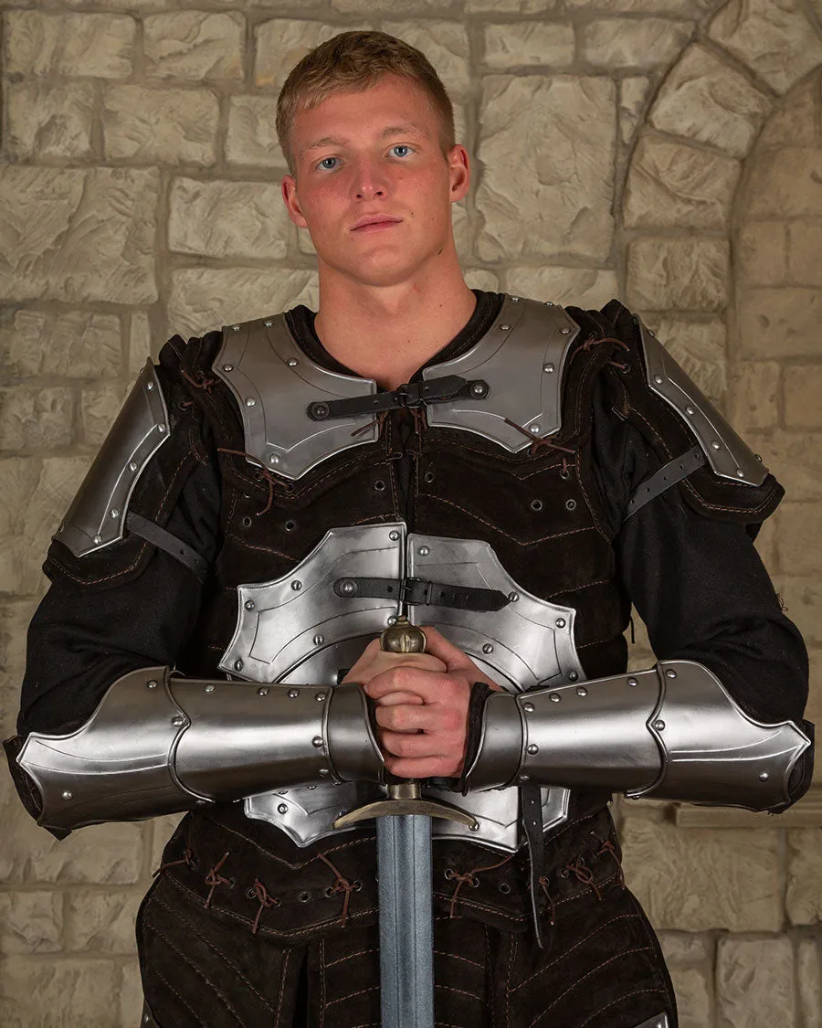 Fafnir Padded Bracers