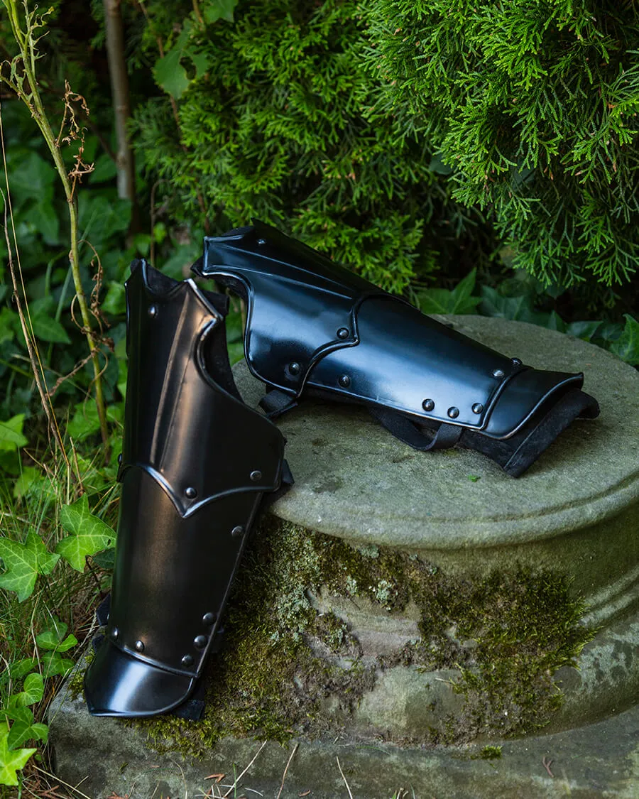 Fafnir Padded Bracers