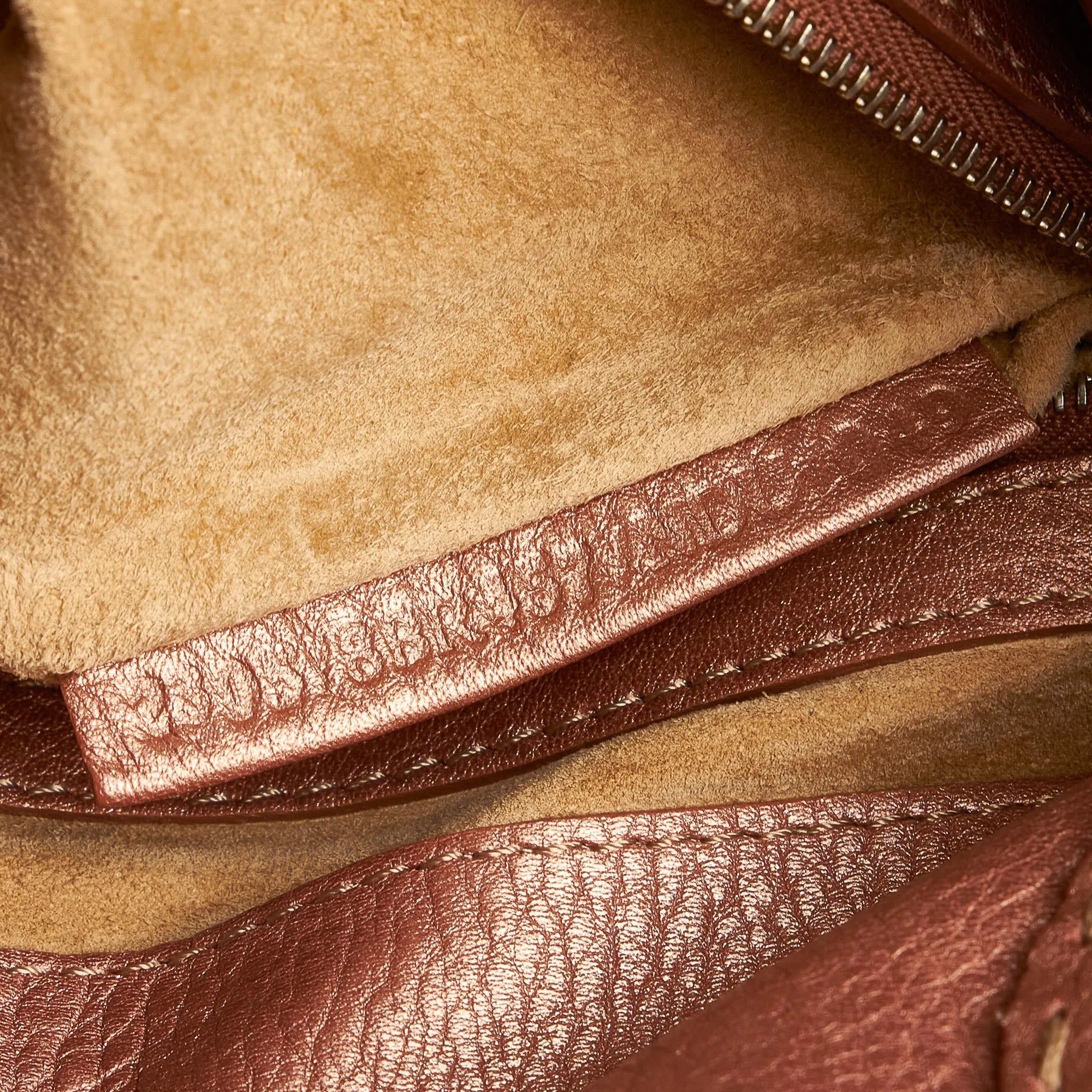 Fendi Selleria Sporty Leather Shoulder Bag (SHG-31796)