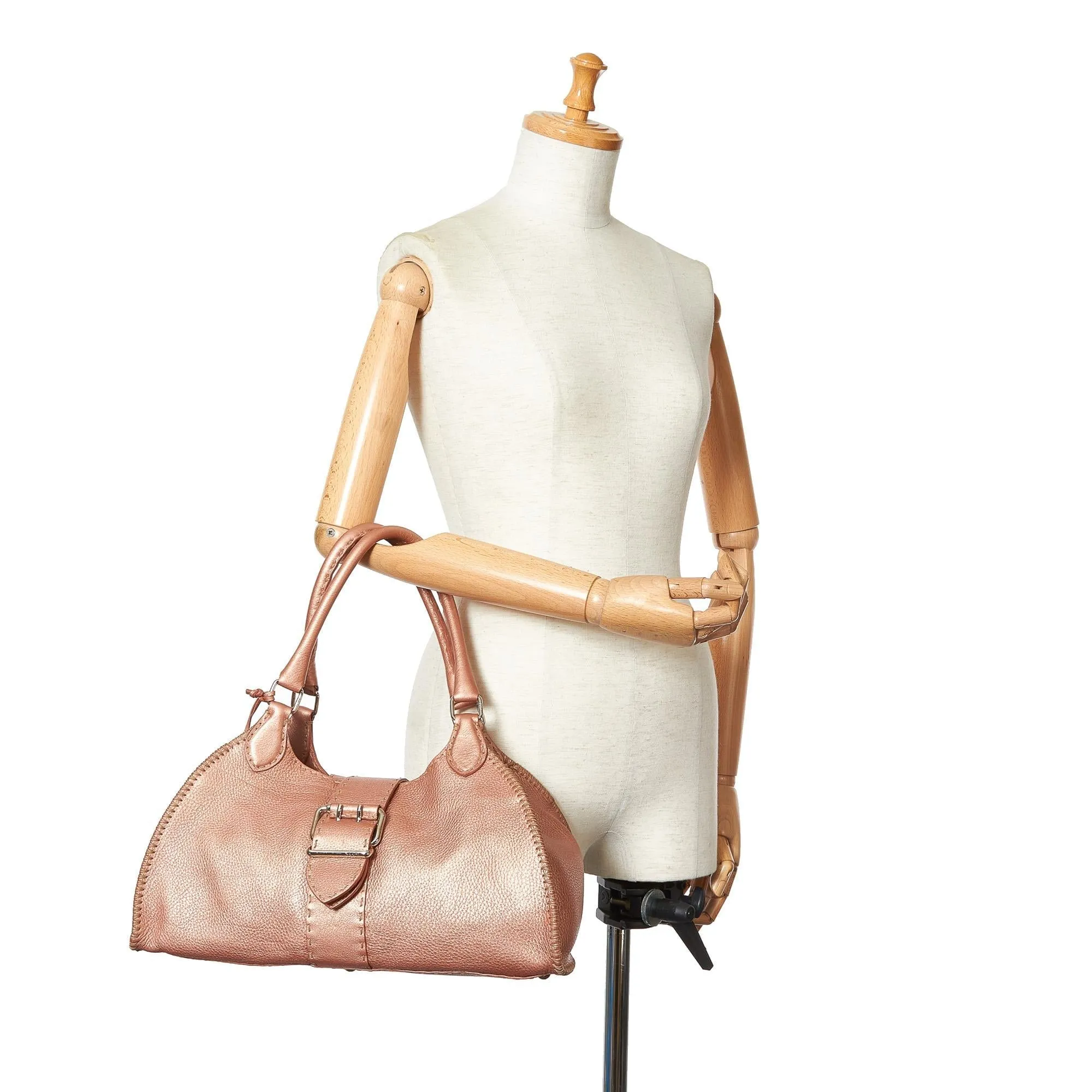 Fendi Selleria Sporty Leather Shoulder Bag (SHG-31796)