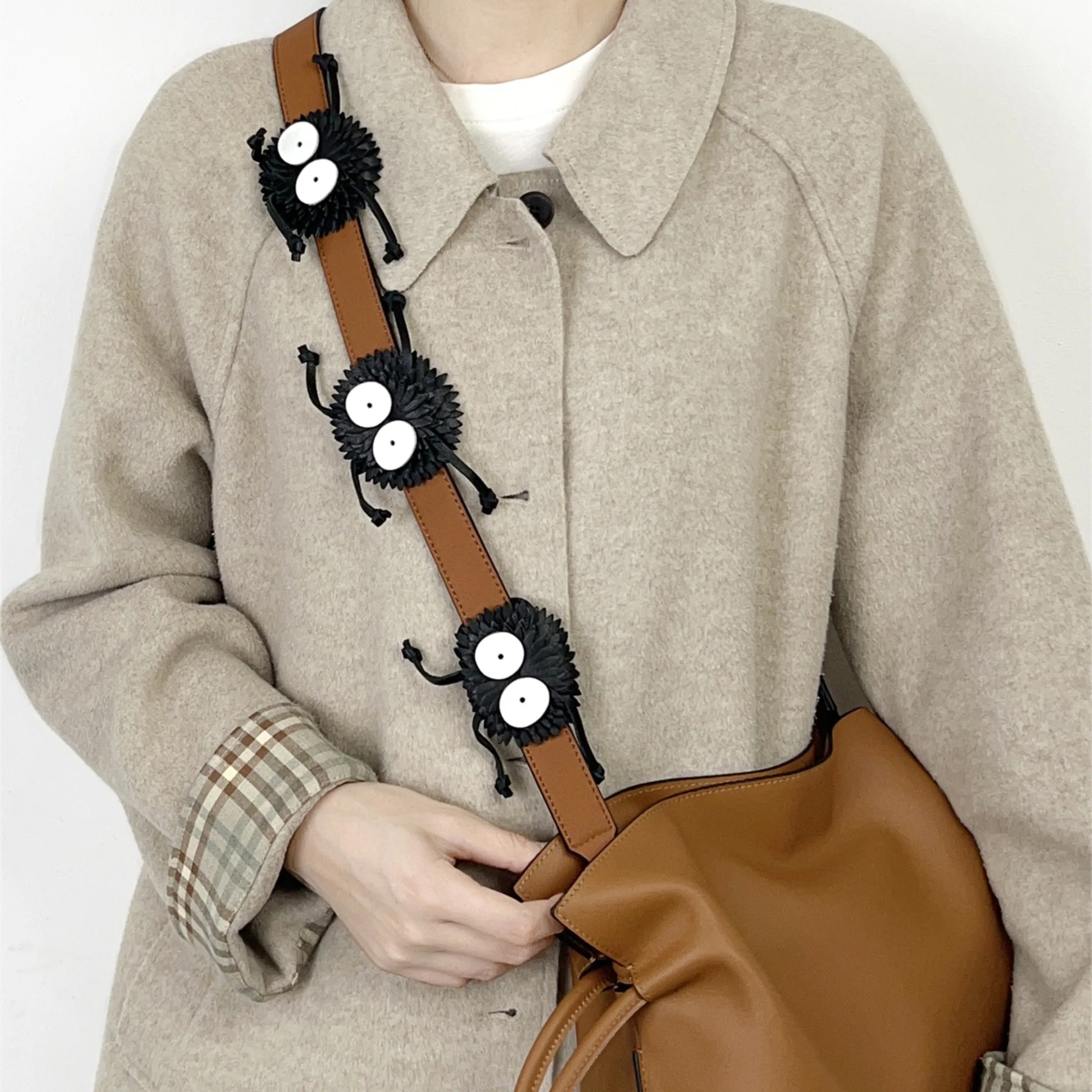 Flamenco clutch in nappa calfskin Bag strap,Genuine leather crossbody strap, cute coal ball shape, fashionable shoulder strap for women's bag
