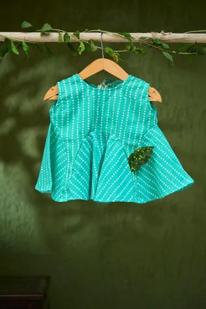 I spy a pocket’ girls top in blue dot hand block print cotton