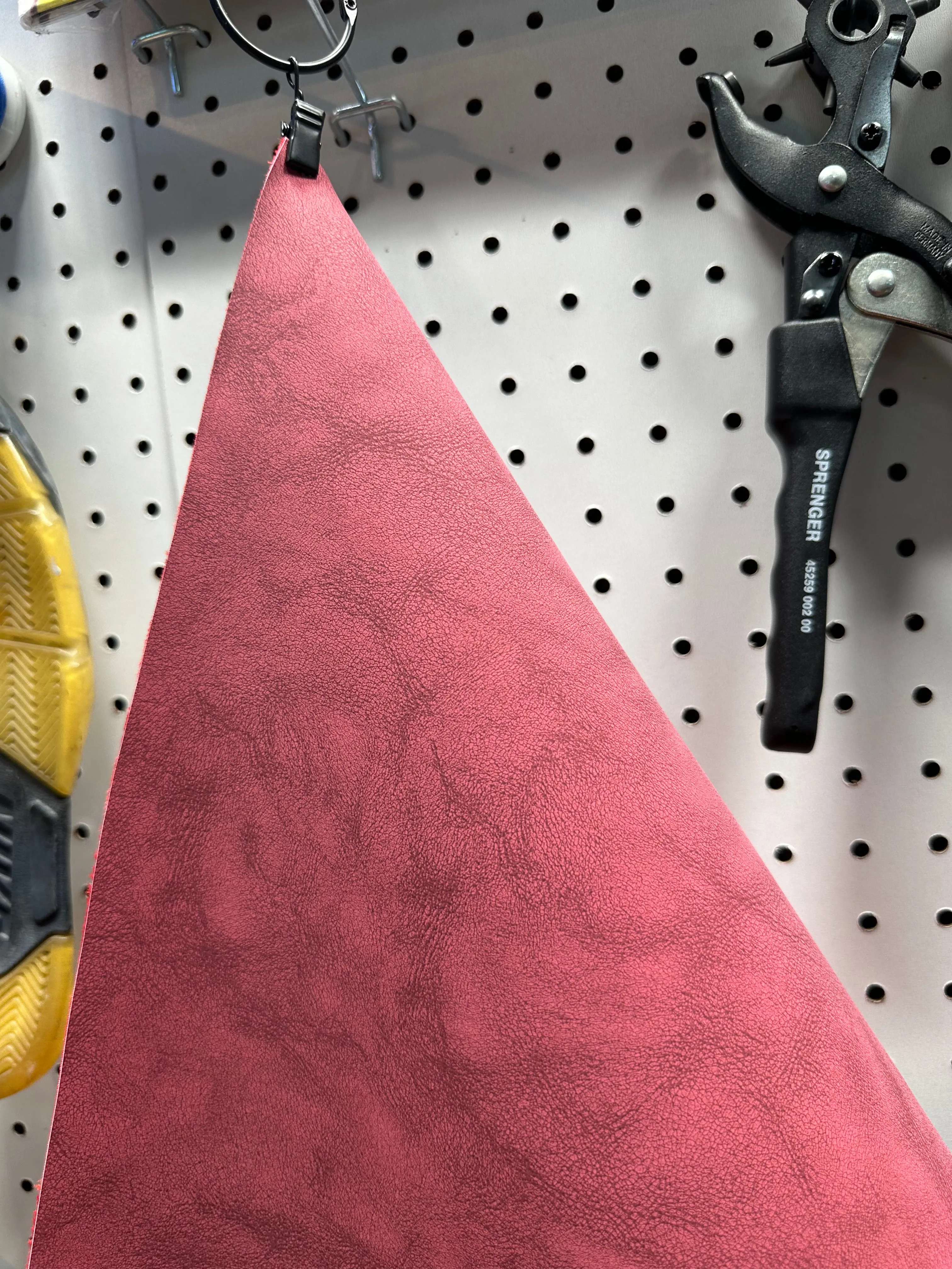 Leather - Old Red Vintage PU