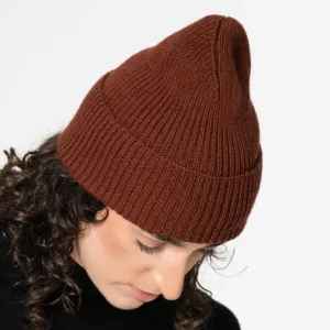 Merino Handknit Rib Hat - Rust Red