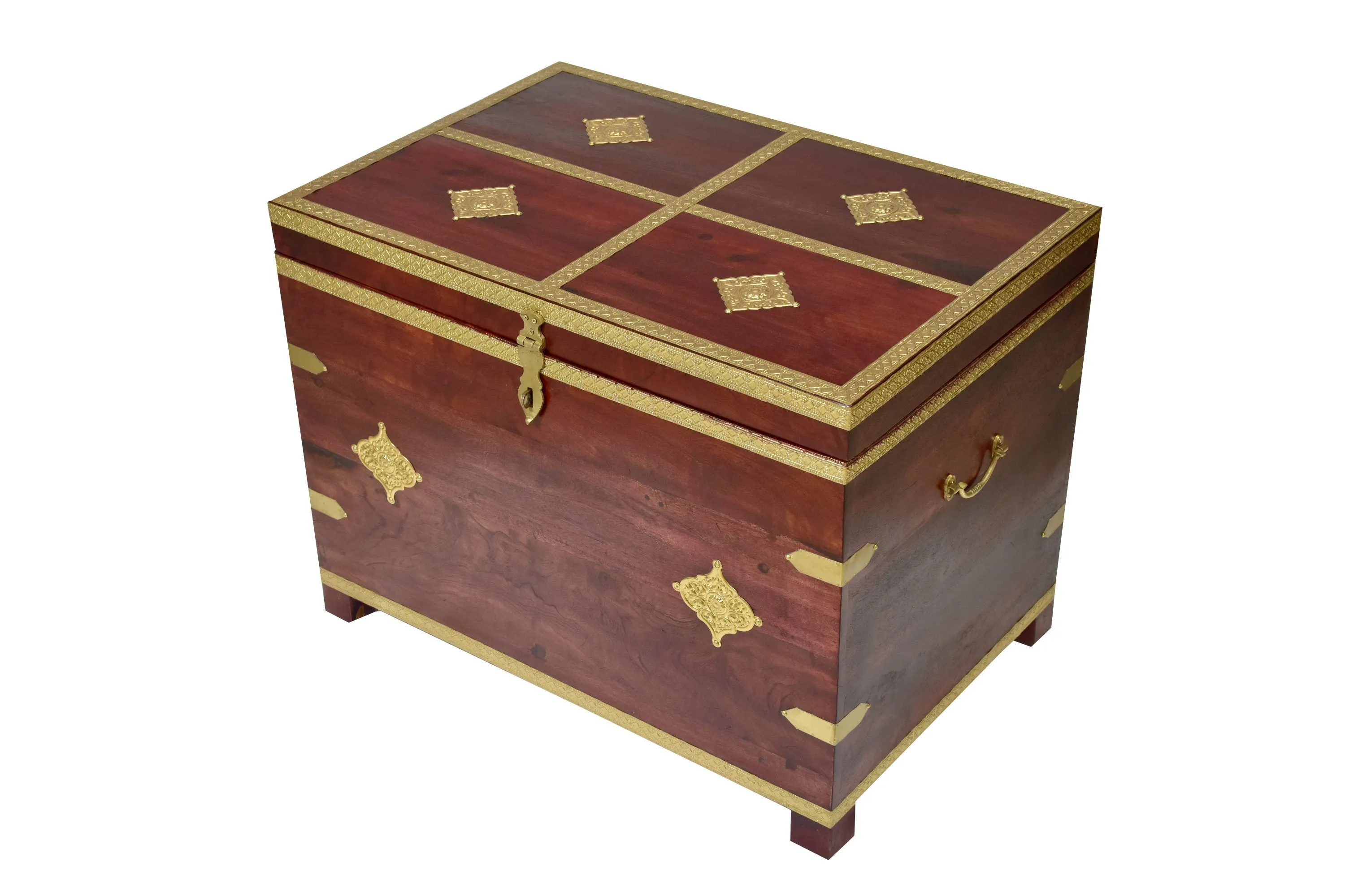 Stylishly Trimmed Wooden Sanduk