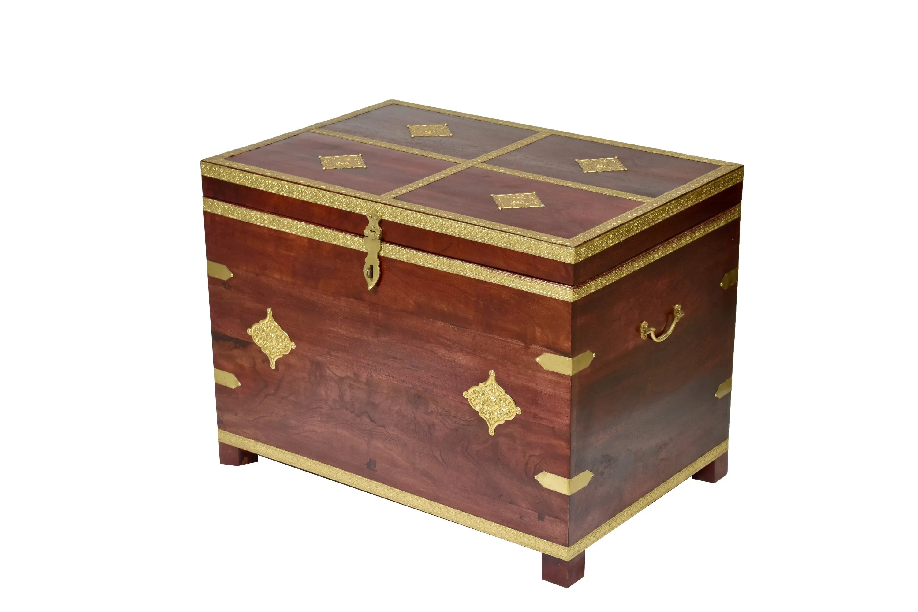 Stylishly Trimmed Wooden Sanduk