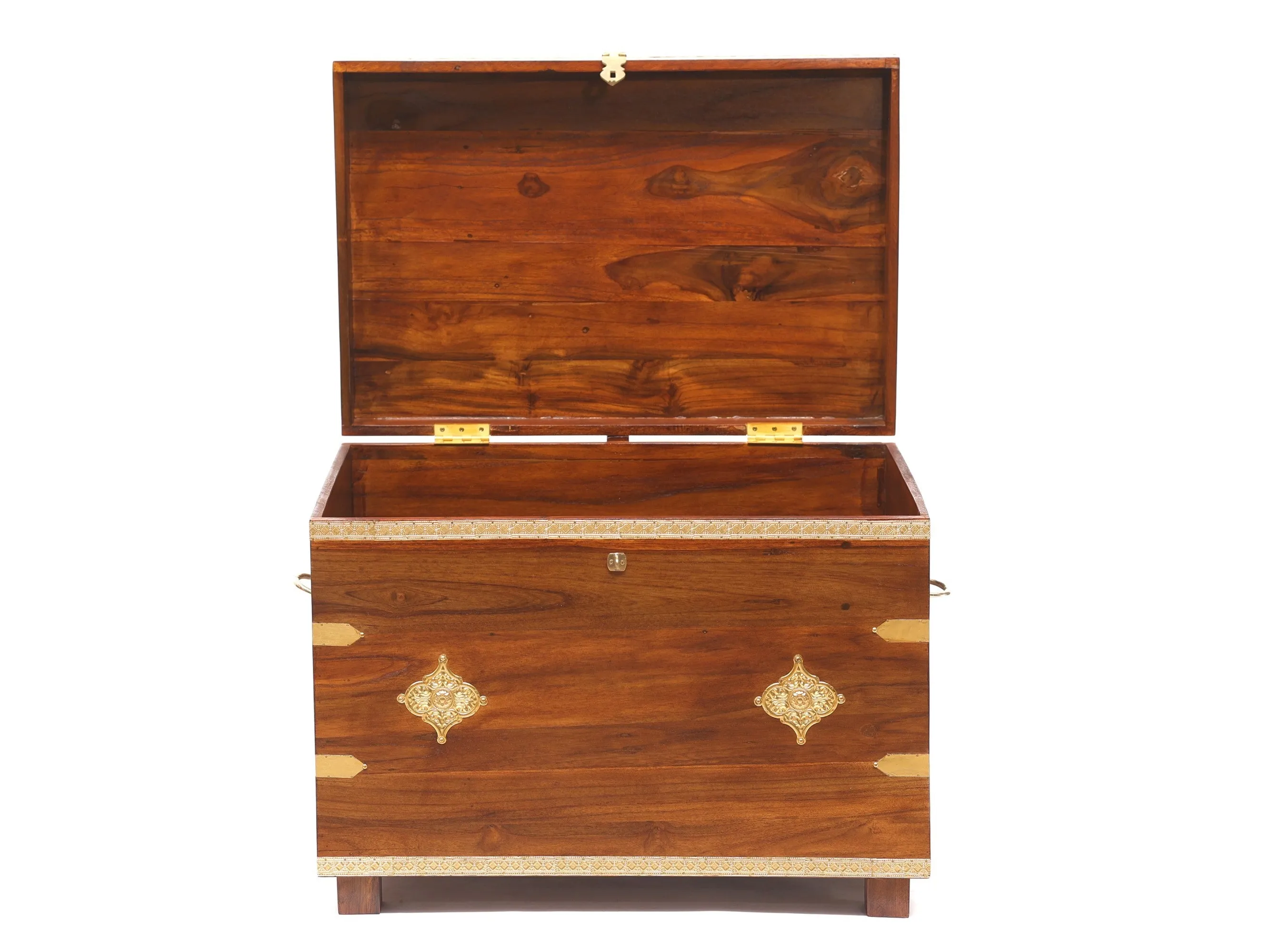 Teak wood Stylishly Trimmed Wooden Sanduk