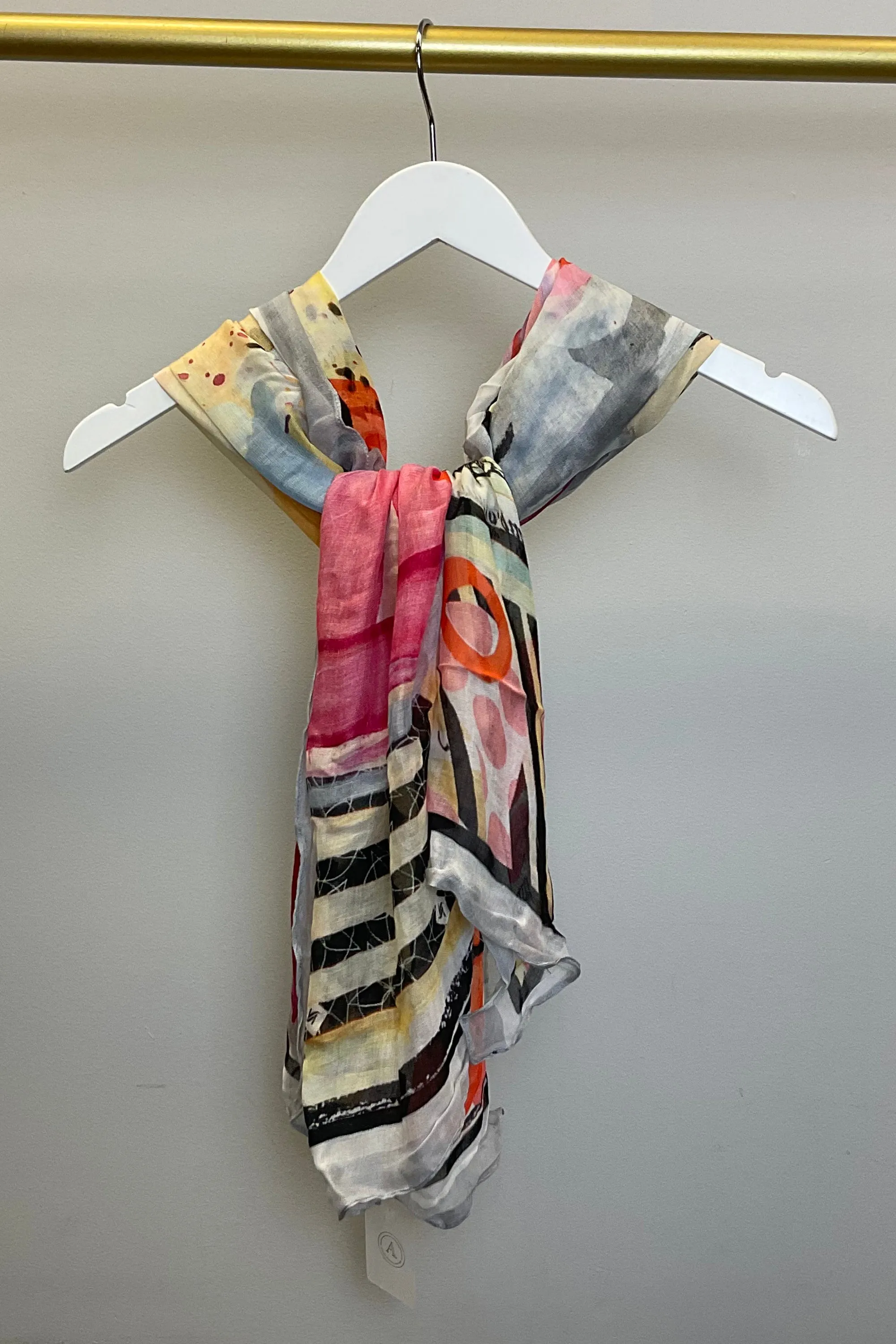 TOTEM SCARF