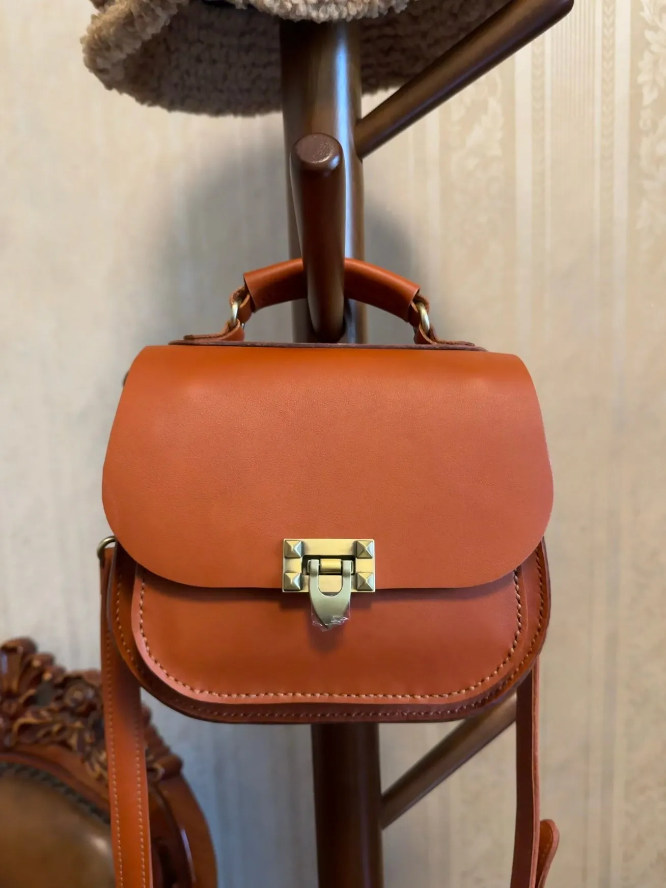 Women's Small Leather Crossbody Saddle Bag Handmade Saddle Leather Crossbody Bag