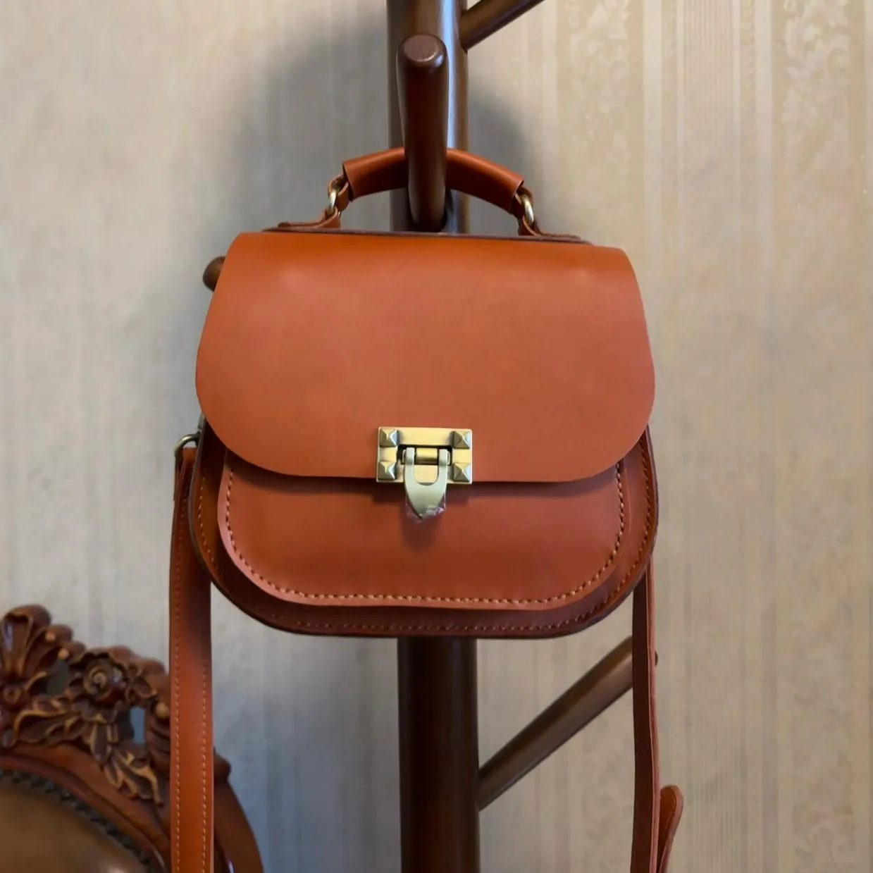 Women's Small Leather Crossbody Saddle Bag Handmade Saddle Leather Crossbody Bag